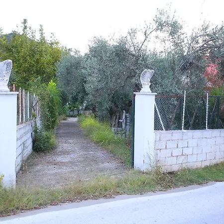 Villa Kostas Pteleos