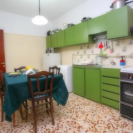 Kostas